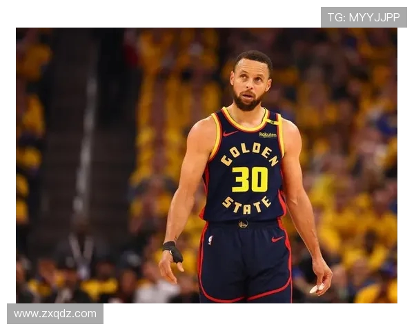 季后赛精彩对决勇士与火箭的全场录像回放及精彩瞬间解析